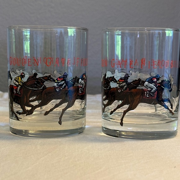 Mint Condition Vintage Jockey Ladbroke Racing Golden Gate Fields Whiskey Glasses - Picture 4 of 5
